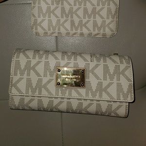 MK Jet Set Checkbook Wallet